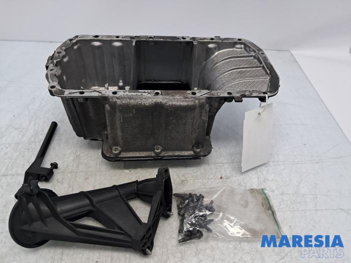 Gebrauchte Ölwanne Citroen Jumpy (G9) 1.6 HDI Preis € 157,29 Mit Mehrwertsteuer angeboten von Maresia Parts