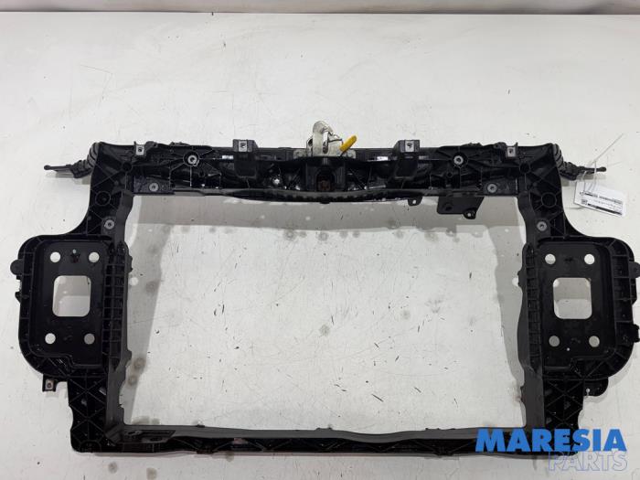 Begagnade Front Fiat Punto Evo (199) 1.4 16V MultiAir Start&Stop Pris € 85,00 Marginaltabell erbjuds av Maresia Parts