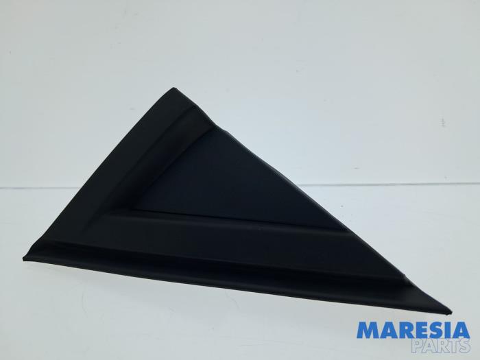 Front body panel
