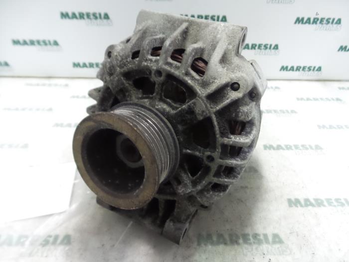 Used Dynamo Renault Scénic I (JA) 2.0 16V RX4 Price € 50,00 Margin scheme offered by Maresia Parts