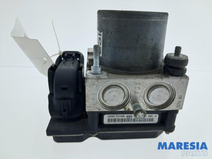 Używane Pompa ABS Fiat Punto Evo (199) 1.4 16V MultiAir Start&Stop Cena € 69,99 Procedura marży oferowane przez Maresia Parts