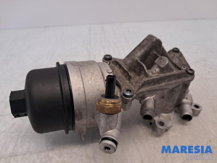 Gebrauchte Ölfiltergehäuse Peugeot 308 (L3/L8/LB/LH/LP) 1.6 16V THP Preis € 89,95 Margenregelung angeboten von Maresia Parts