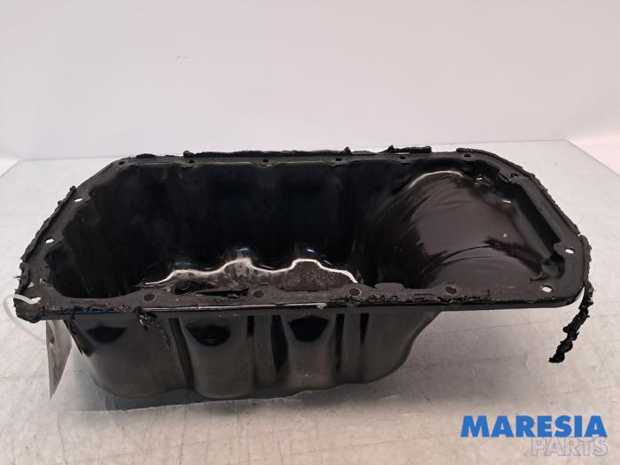 Usagé Couvercle carter Peugeot 308 (L3/L8/LB/LH/LP) 1.6 16V THP Prix € 24,99 Règlement à la marge proposé par Maresia Parts