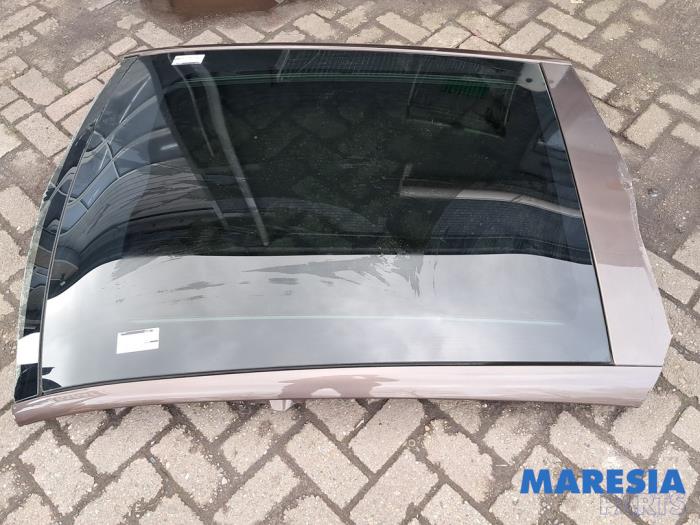 Używane Dach panoramiczny Peugeot 308 (L3/L8/LB/LH/LP) 1.6 16V THP Cena € 420,00 Procedura marży oferowane przez Maresia Parts