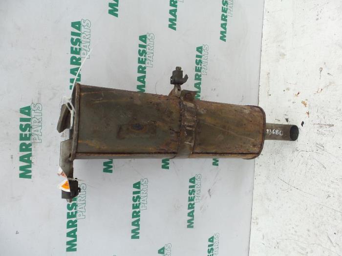 Gebrauchte Auspuff Enddämpfer Peugeot 307 SW (3H) 1.6 HDi 16V Preis € 35,00 Margenregelung angeboten von Maresia Parts