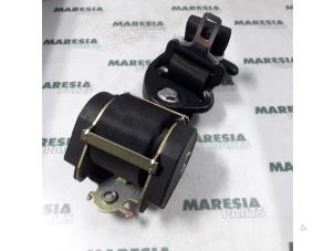 Used Rear seatbelt, left Peugeot 307 SW (3H) 1.6 HDi 16V Price € 30,00 Margin scheme offered by Maresia Parts
