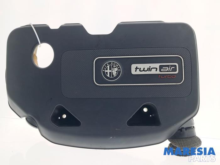 Begagnade Luftfilterhus Alfa Romeo MiTo (955) 0.9 TwinAir Pris € 30,00 Marginaltabell erbjuds av Maresia Parts