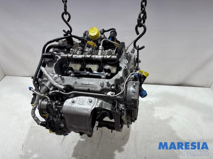 Motor van een Opel Adam 1.0 Ecotec 12V SIDI Turbo 2019