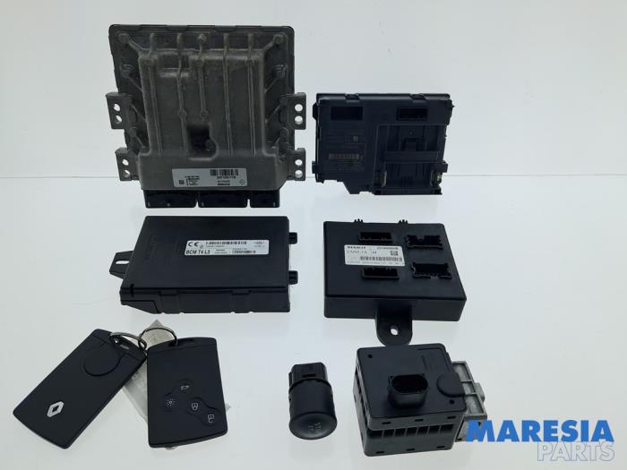 Used Engine management computer Renault Captur I (2R) 1.2 TCE 16V EDC Price € 450,00 Margin scheme offered by Maresia Parts