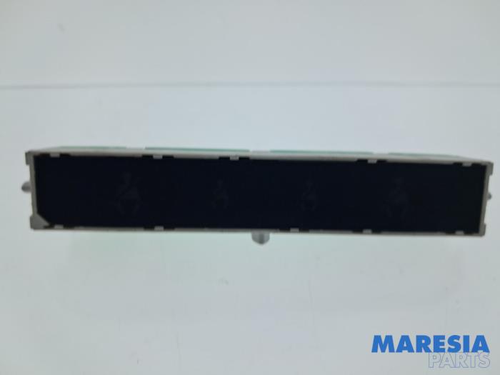 Begagnade Innerdisplay Alfa Romeo MiTo (955) 0.9 TwinAir Pris € 25,00 Marginaltabell erbjuds av Maresia Parts