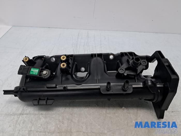 Używane Kolektor dolotowy Renault Grand Scénic III (JZ) 1.4 16V TCe 130 Cena € 39,95 Procedura marży oferowane przez Maresia Parts
