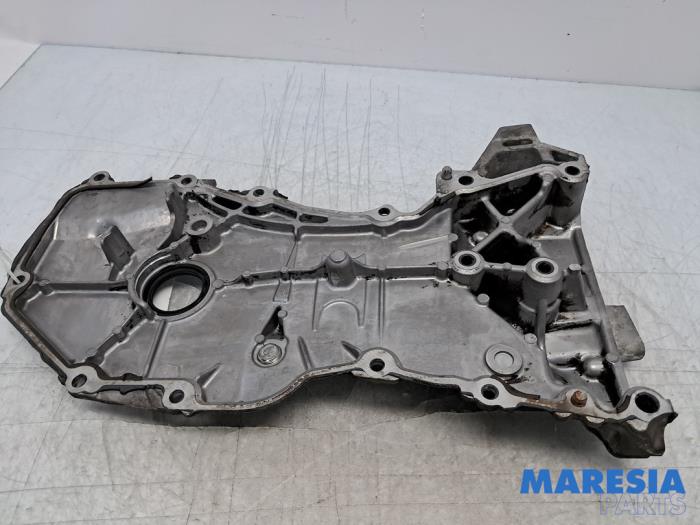 Usagé Couvercle de distribution Renault Grand Scénic III (JZ) 1.4 16V TCe 130 Prix € 53,99 Règlement à la marge proposé par Maresia Parts