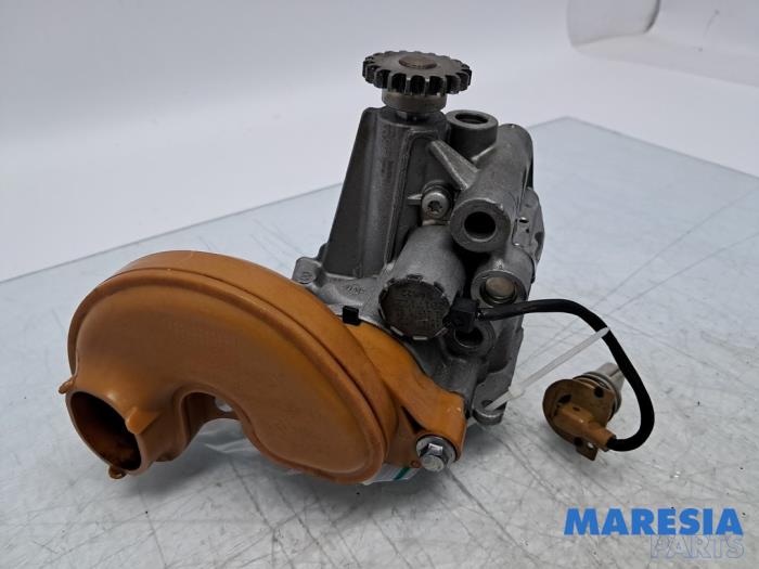 Gebrauchte Ölpumpe Renault Clio IV Estate/Grandtour (7R) 0.9 Energy TCE 90 12V Preis € 40,00 Margenregelung angeboten von Maresia Parts