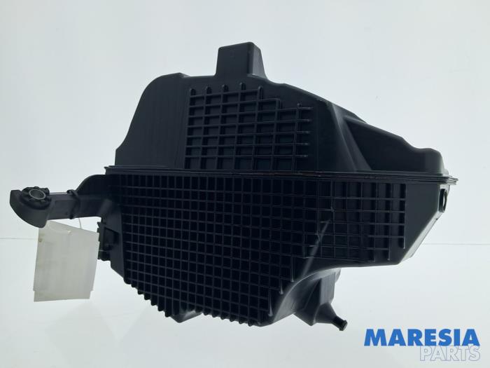 Gebrauchte Luftfiltergehäuse Renault Captur I (2R) 1.2 TCE 16V EDC Preis € 20,00 Margenregelung angeboten von Maresia Parts