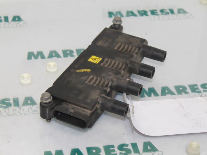 Ignition coil from a Fiat Doblo (223A/119) 1.4 2007