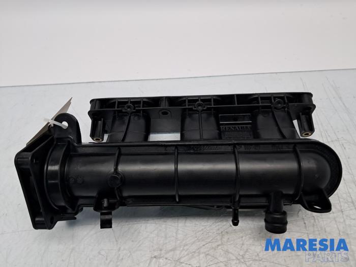 Używane Kolektor dolotowy Renault Clio IV Estate/Grandtour (7R) 0.9 Energy TCE 90 12V Cena € 74,99 Procedura marży oferowane przez Maresia Parts