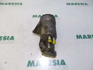 Used Oil filter holder Renault Laguna II Grandtour (KG) 2.2 dCi 150 16V Price € 50,00 Margin scheme offered by Maresia Parts