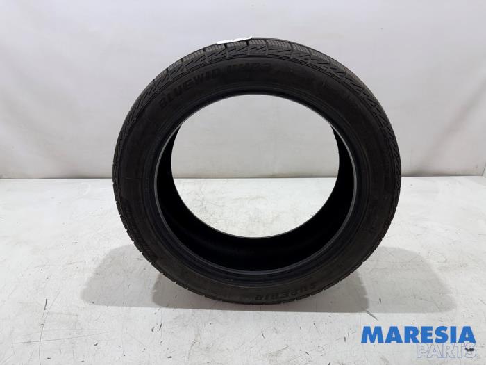 Begagnade Däck Opel Adam 1.0 Ecotec 12V SIDI Turbo Pris € 30,00 Marginaltabell erbjuds av Maresia Parts