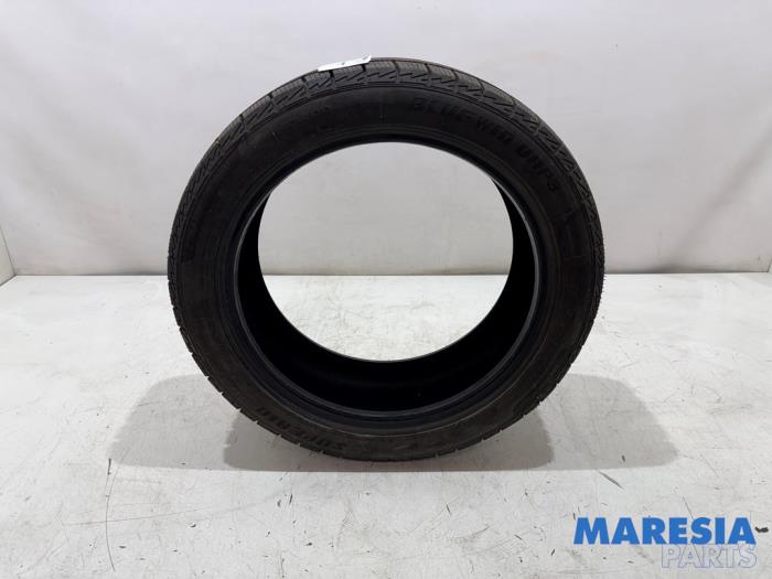 Begagnade Däck Opel Adam 1.0 Ecotec 12V SIDI Turbo Pris € 30,00 Marginaltabell erbjuds av Maresia Parts