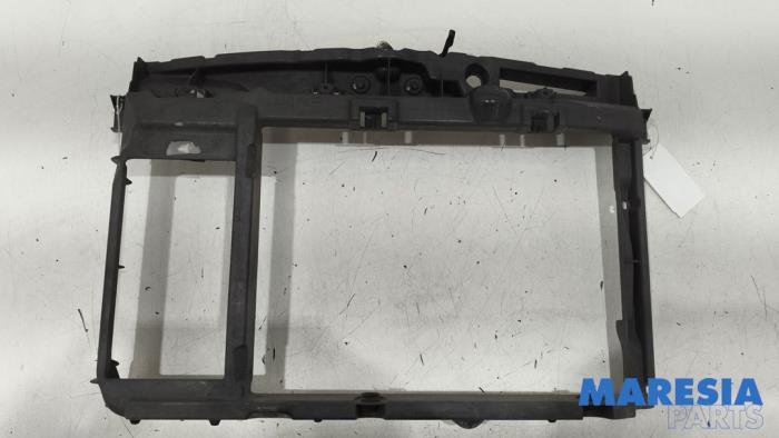 Begagnade Front Citroen DS3 (SA) 1.6 16V VTS THP 155 Pris € 74,99 Marginaltabell erbjuds av Maresia Parts