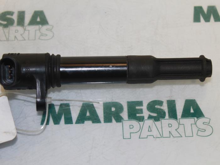Begagnade Tändspole Fiat Stilo (192A/B) 2.4 20V Abarth 3-Drs. Pris € 15,00 Marginaltabell erbjuds av Maresia Parts