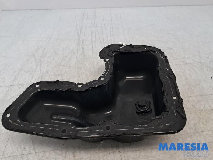 Usagé Couvercle carter Peugeot 208 I (CA/CC/CK/CL) 1.2 Vti 12V PureTech 82 Prix € 19,99 Règlement à la marge proposé par Maresia Parts