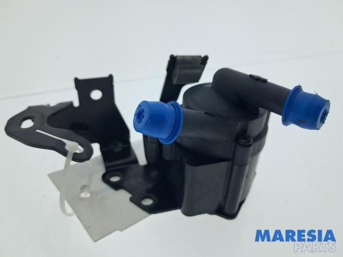 Begagnade Extra vattenpump Peugeot 308 (L3/L8/LB/LH/LP) 1.6 16V THP Pris € 60,00 Marginaltabell erbjuds av Maresia Parts