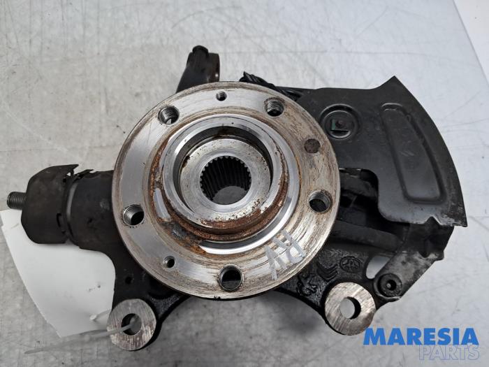 Używane Sworzen prawy przód Citroen Jumpy 1.5 Blue HDi 100 Cena € 102,85 Z VAT oferowane przez Maresia Parts