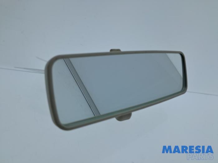 Używane Lusterko wewnetrzne Fiat 500 (312) 1.2 Cena € 25,00 Procedura marży oferowane przez Maresia Parts