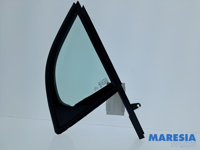 Usados Ventanilla triangular izquierda delante Citroen DS3 (SA) 1.6 16V VTS THP 155 Precio € 40,00 Norma de margen ofrecido por Maresia Parts