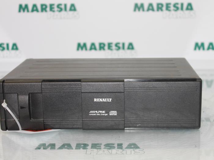 Gebrauchte CD Wechsler Renault Scénic I (JA) 1.9 dCi Preis € 45,00 Margenregelung angeboten von Maresia Parts