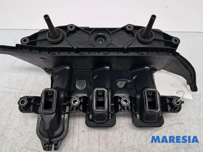 Begagnade PCV-ventil Renault Trafic (1FL/2FL/3FL/4FL) 1.6 dCi 125 Twin Turbo Pris € 42,35 Inklusive moms erbjuds av Maresia Parts