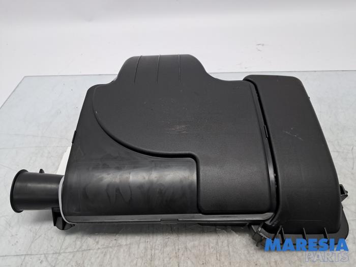 Gebrauchte Ventildeckel Peugeot 107 1.0 12V Preis € 20,00 Margenregelung angeboten von Maresia Parts