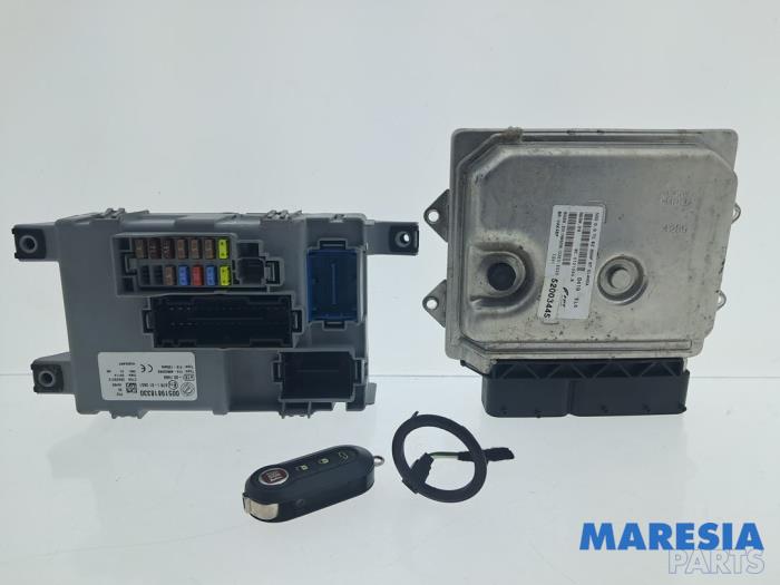 Used Engine management computer Fiat 500 (312) 0.9 TwinAir 80 Price € 249,99 Margin scheme offered by Maresia Parts