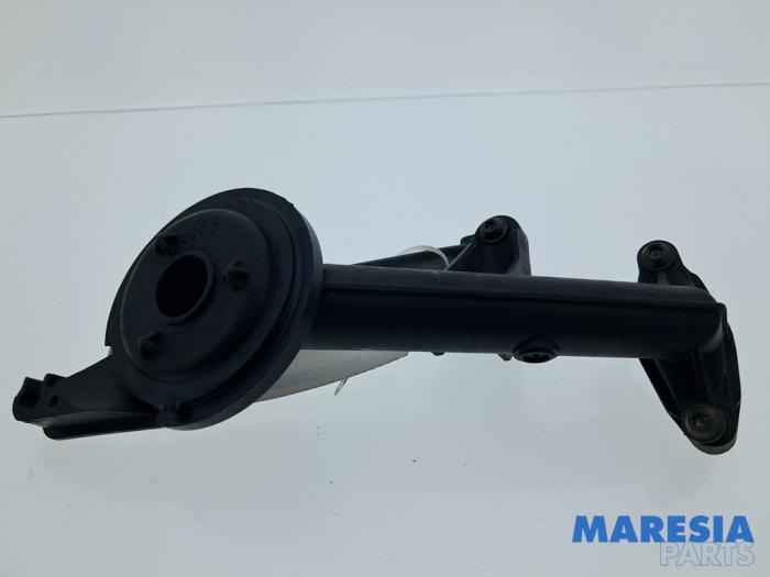 Gebrauchte Öl Ansaugrohr Peugeot Partner (GC/GF/GG/GJ/GK) 1.6 BlueHDI 75 Preis € 24,20 Mit Mehrwertsteuer angeboten von Maresia Parts