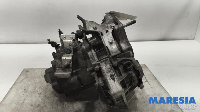 Getriebe van een Fiat 500C (312) 0.9 TwinAir 85 2016