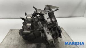 Getriebe van een Fiat 500C (312) 0.9 TwinAir 85 2016
