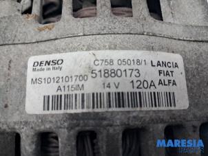 Dynamo d'un Opel Combo 1.3 CDTI 16V 2018