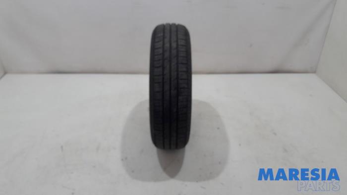 Opona z Opel Karl 1.0 12V