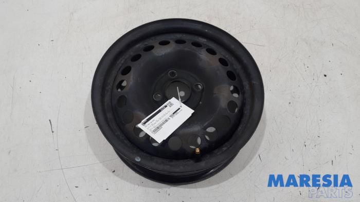 Używane Obrecz Opel Karl 1.0 12V Cena € 29,95 Procedura marży oferowane przez Maresia Parts