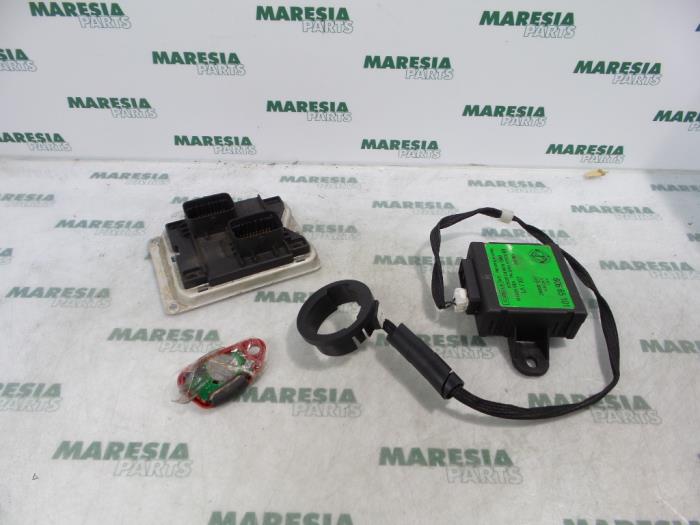 Used Engine management computer Alfa Romeo 166 2.0 Twin Spark 16V Price € 105,00 Margin scheme offered by Maresia Parts