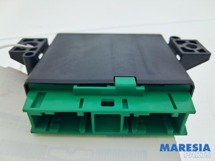 Gebrauchte PDC Modul Citroen Jumpy 2.0 Blue HDI 120 Preis € 36,24 Mit Mehrwertsteuer angeboten von Maresia Parts