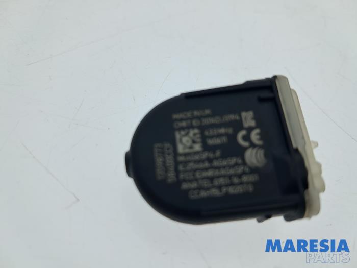 Begagnade Däcktryckssensor Opel Karl 1.0 12V Pris € 24,95 Marginaltabell erbjuds av Maresia Parts