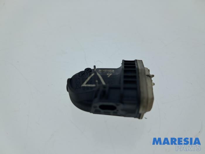 Begagnade Däcktryckssensor Opel Karl 1.0 12V Pris € 24,95 Marginaltabell erbjuds av Maresia Parts