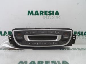 Gebrauchte Heizung Bedienpaneel Renault Megane III Grandtour (KZ) 1.5 dCi 110 Preis € 65,00 Margenregelung angeboten von Maresia Parts