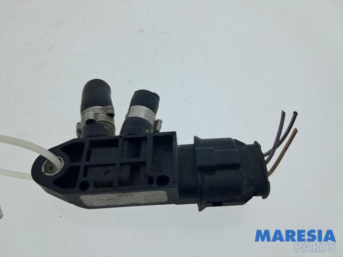 Begagnade Partikelfiltersensor Renault Master III (MA/MB/MC/MD/MH/MF/MG/MH) 2.3 dCi 135 16V FWD Pris € 30,19 Inklusive moms erbjuds av Maresia Parts