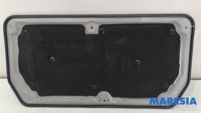 Gebrauchte Abdeckblech Motor Renault Twingo III (AH) 1.0 SCe 70 12V Preis € 34,95 Margenregelung angeboten von Maresia Parts