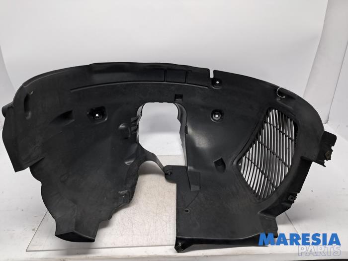 Używane Nadkole Citroen C4 Grand Picasso (3A) 1.2 12V PureTech 130 Cena € 34,95 Procedura marży oferowane przez Maresia Parts