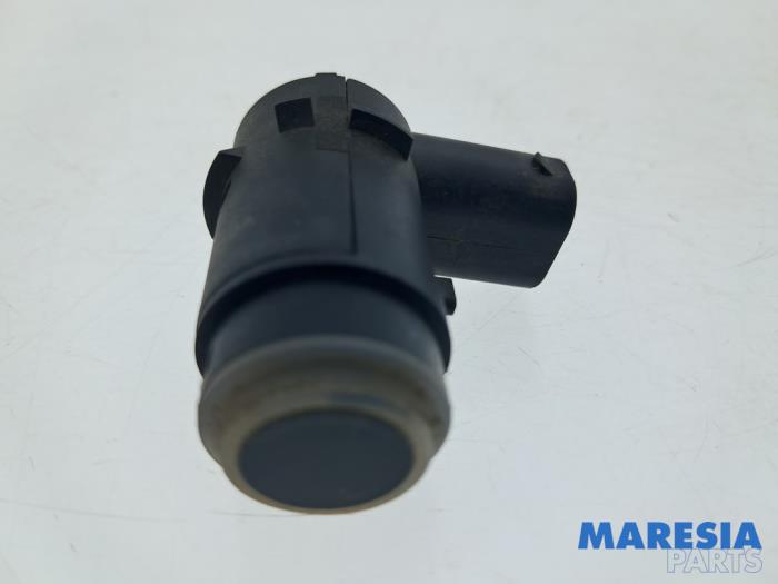 Usados Sensor PDC Renault Twingo III (AH) 1.0 SCe 70 12V Precio € 20,00 Norma de margen ofrecido por Maresia Parts