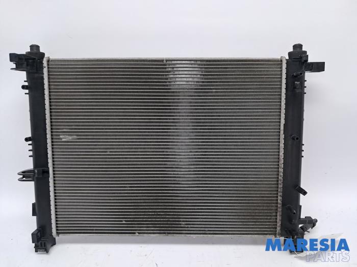Usagé Radiateur Renault Captur I (2R) 0.9 Energy TCE 12V Prix € 50,00 Règlement à la marge proposé par Maresia Parts
